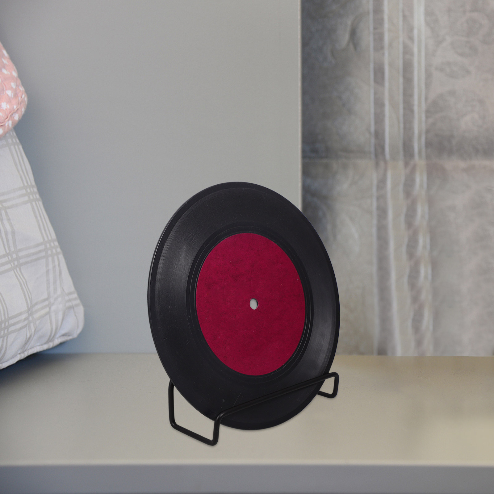 Wall Mounted Iron Vinyl Record - Magazines recension och pris