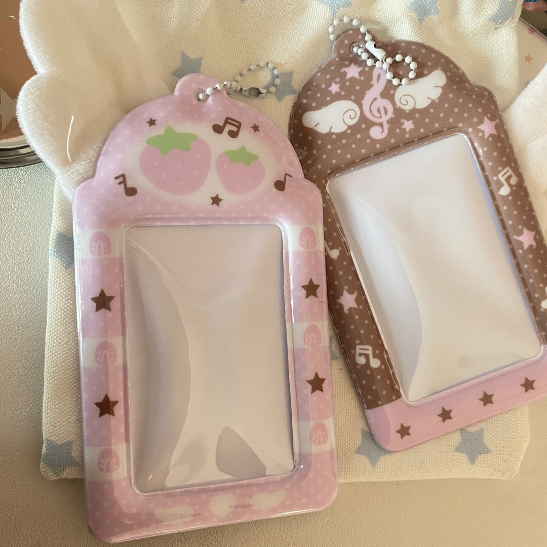 Music Note Wing Strawberry PVC - Blank Sheet Music Notebook recension och pris